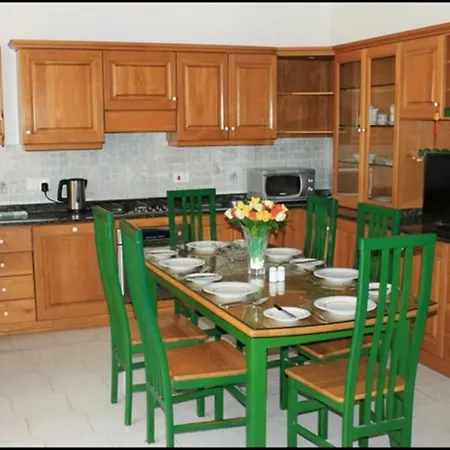 Malta * Naxxar